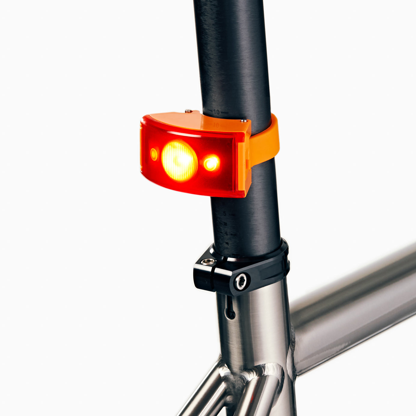ライト BM-442 Curve-rear-light カーブリアライト Curve Rear Light - Orange