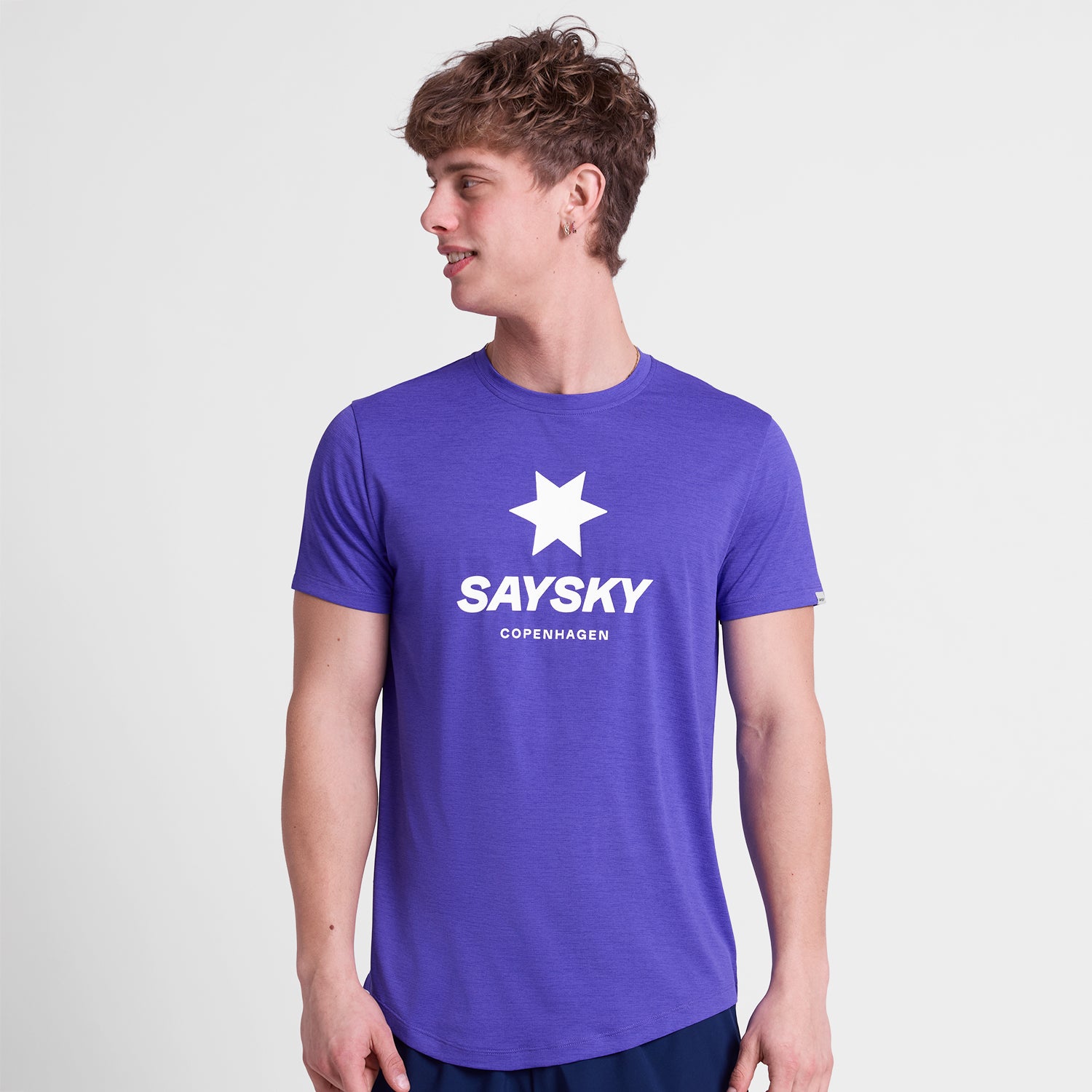 □ 公式 □ SAYSKY/セイスカイ ランニングTシャツ SM25005c7012 Logo