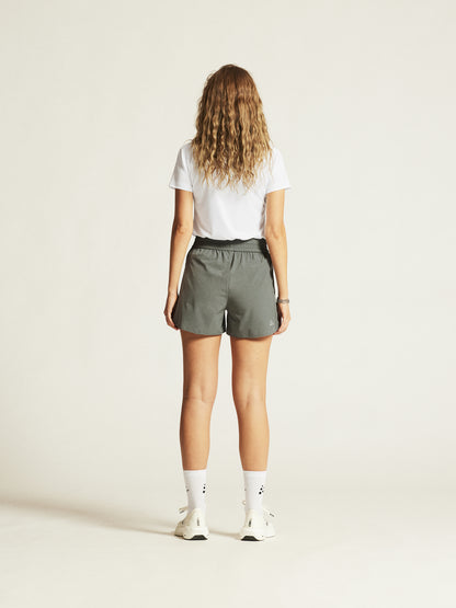 Tシャツ 1911785-900000 CORE ESSENCE LOGO TEE - WHITE [レディーズ]