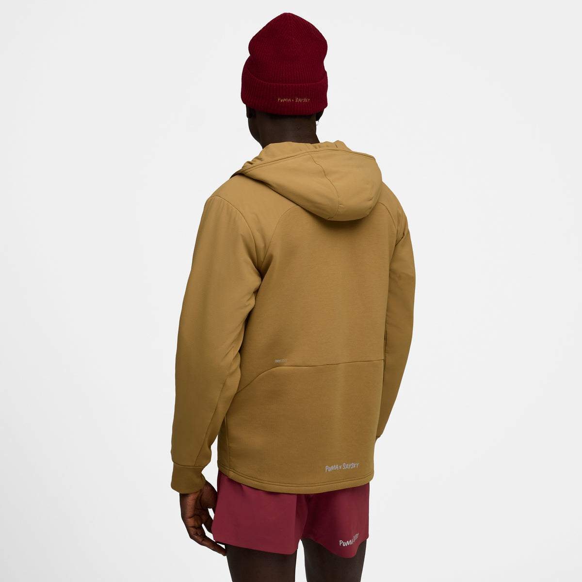 ランニングアノラック P52755669 Unisex Puma X SAYSKY Anorak - Honey Butter [ユニセックス]