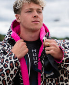 ローブ CRLP HUUB Changing Robe - Leopard/Pink [ユニセックス]