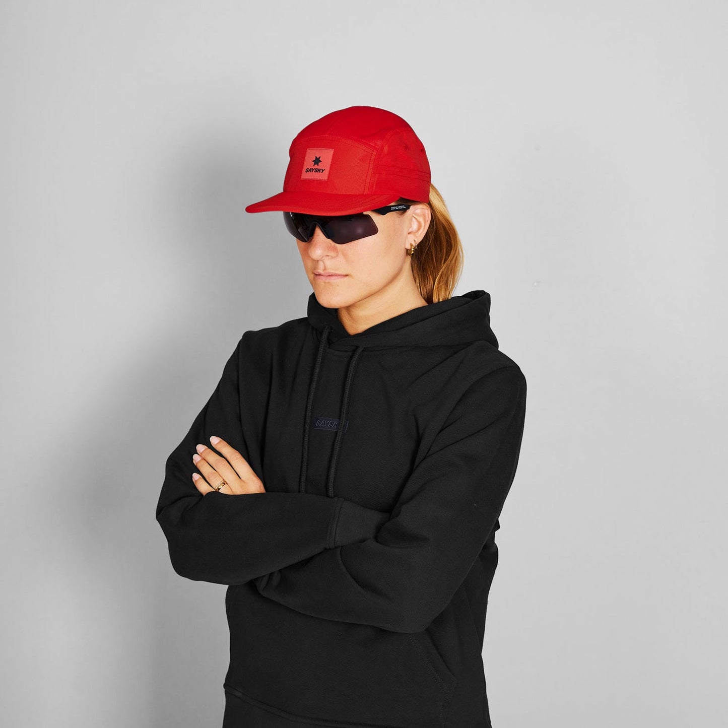 ランニングキャップ LUACA101c503 Combat Cap 101 - Red [ユニセックス]