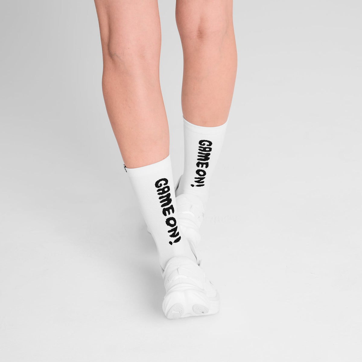 ランニングソックス OUASO102c101 Combat High Socks - White [ユニセックス]