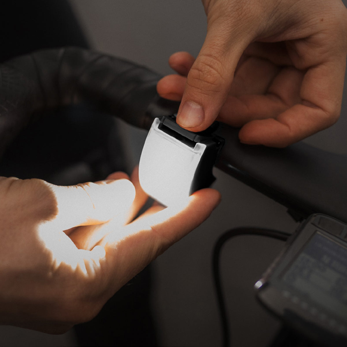 ライト BM-551 カーブフロントライト Curve Front Light Usb-c - Black