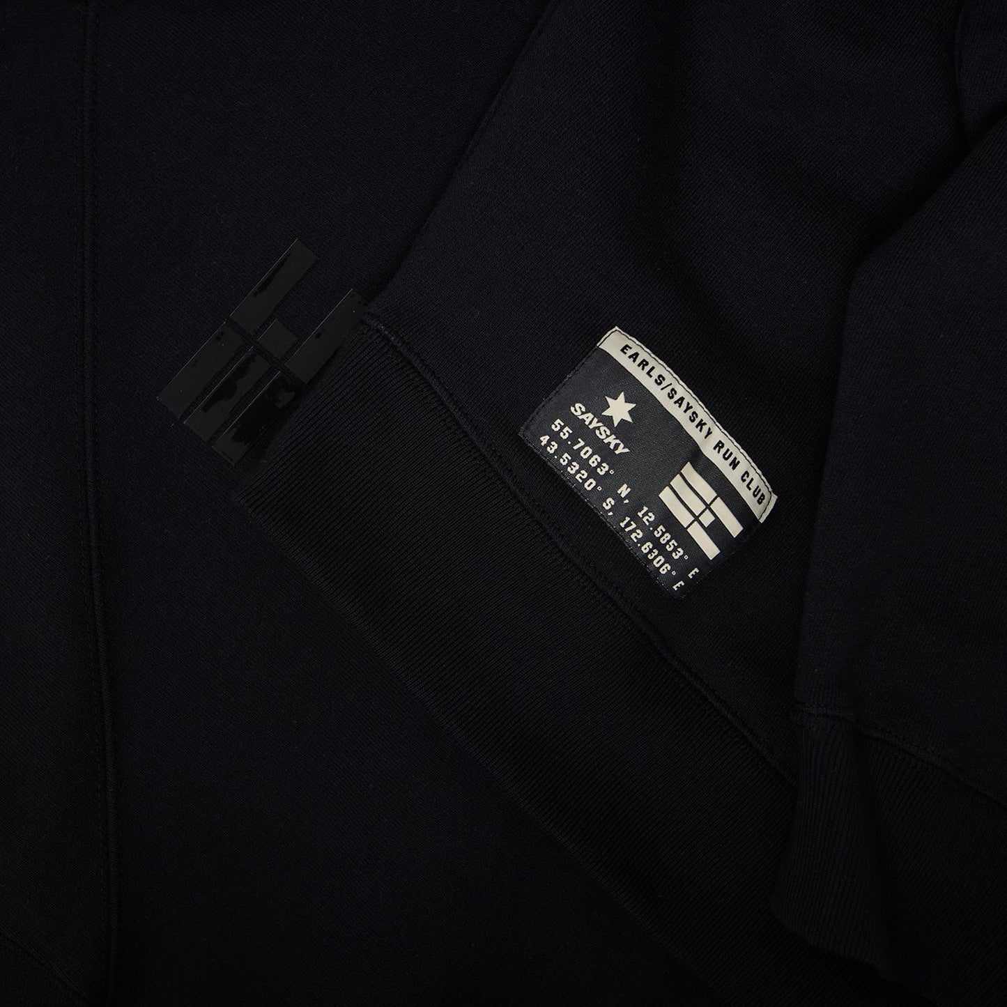 スウェットパーカー ZMLHO01c901 Earls X SAYSKY Hoodie - Black [メンズ]