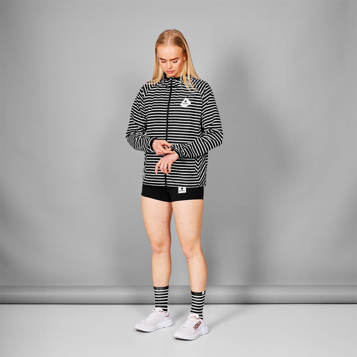 ランニングジャケット LWRJA02c003 Wmns Pace Jacket - Black/White Stripe [レディーズ]