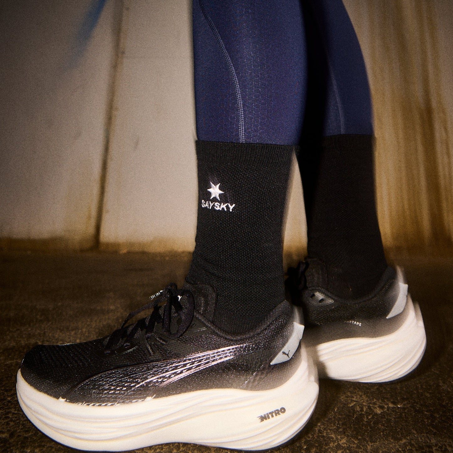ソックス XUASO601c901 Merino High Socks - Black [ユニセックス]