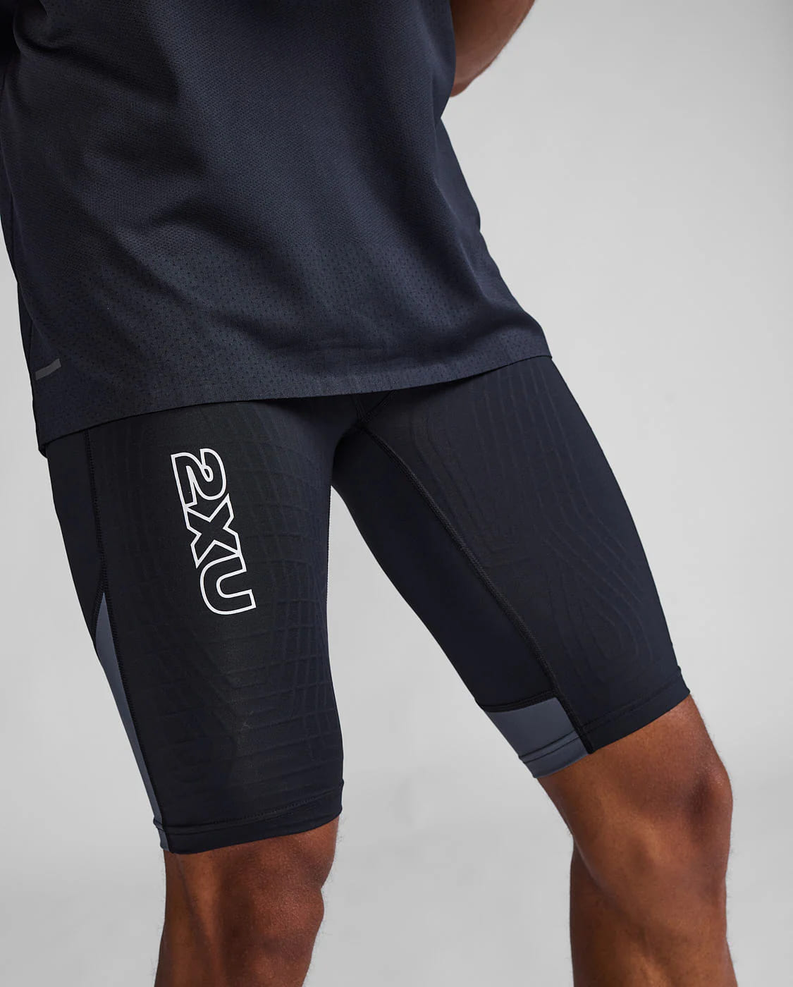 □ 公式 □ 2XU/ツータイムズユー ショートタイツ MA7050b-BLK