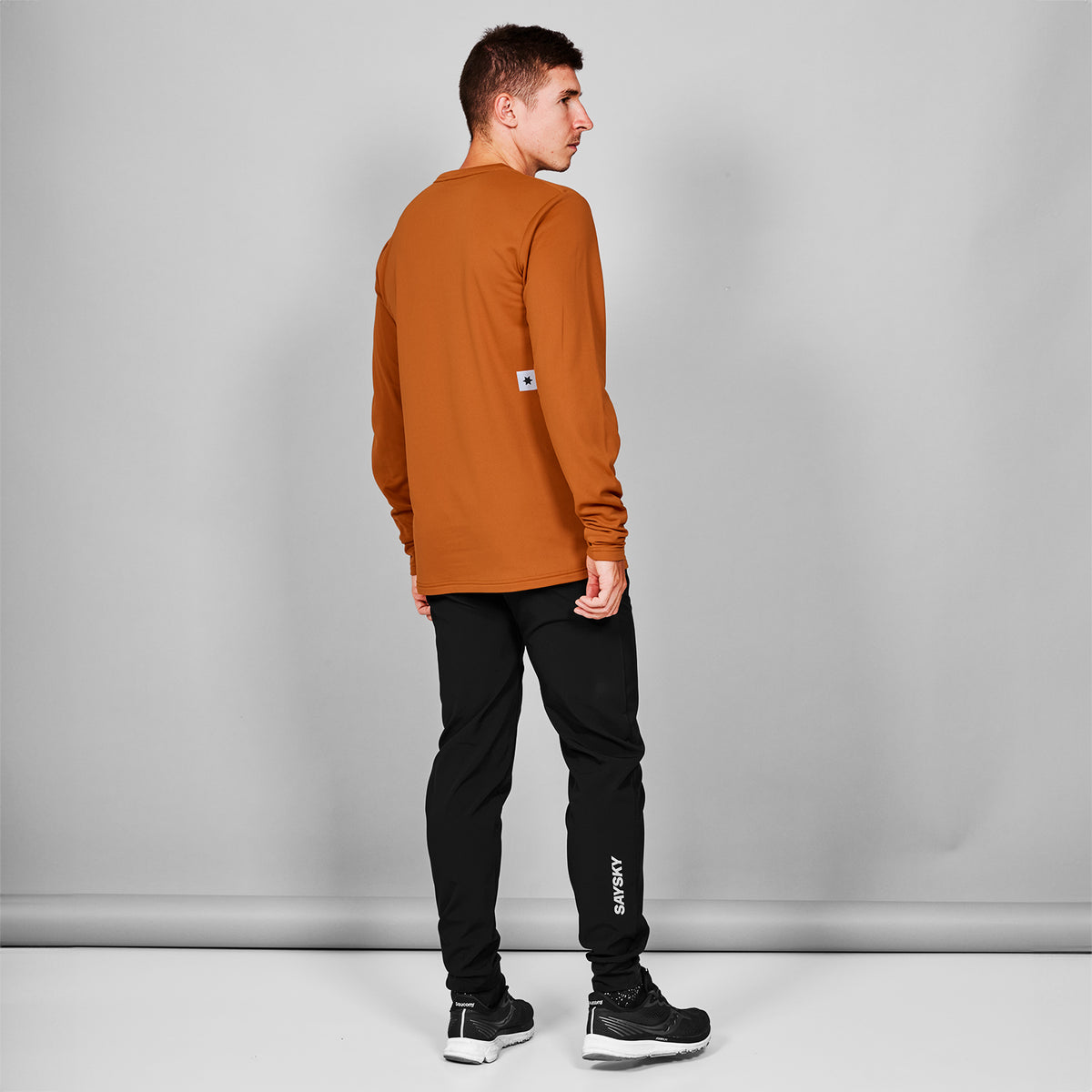 ベースレイヤー（ロングスリーブ） MMRBL33c408 Flow Base Layer - Orange [メンズ]