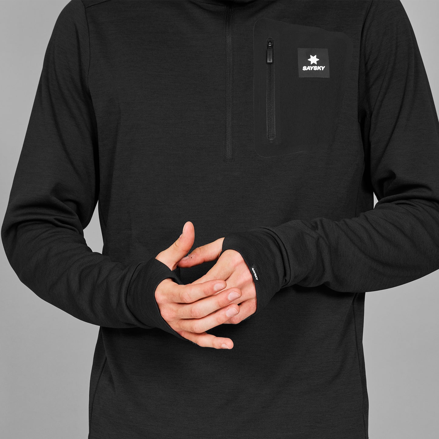 ハーフジップパーカー MMRHO01c9001 Pace Half Zip Hoodie - Black [メンズ]