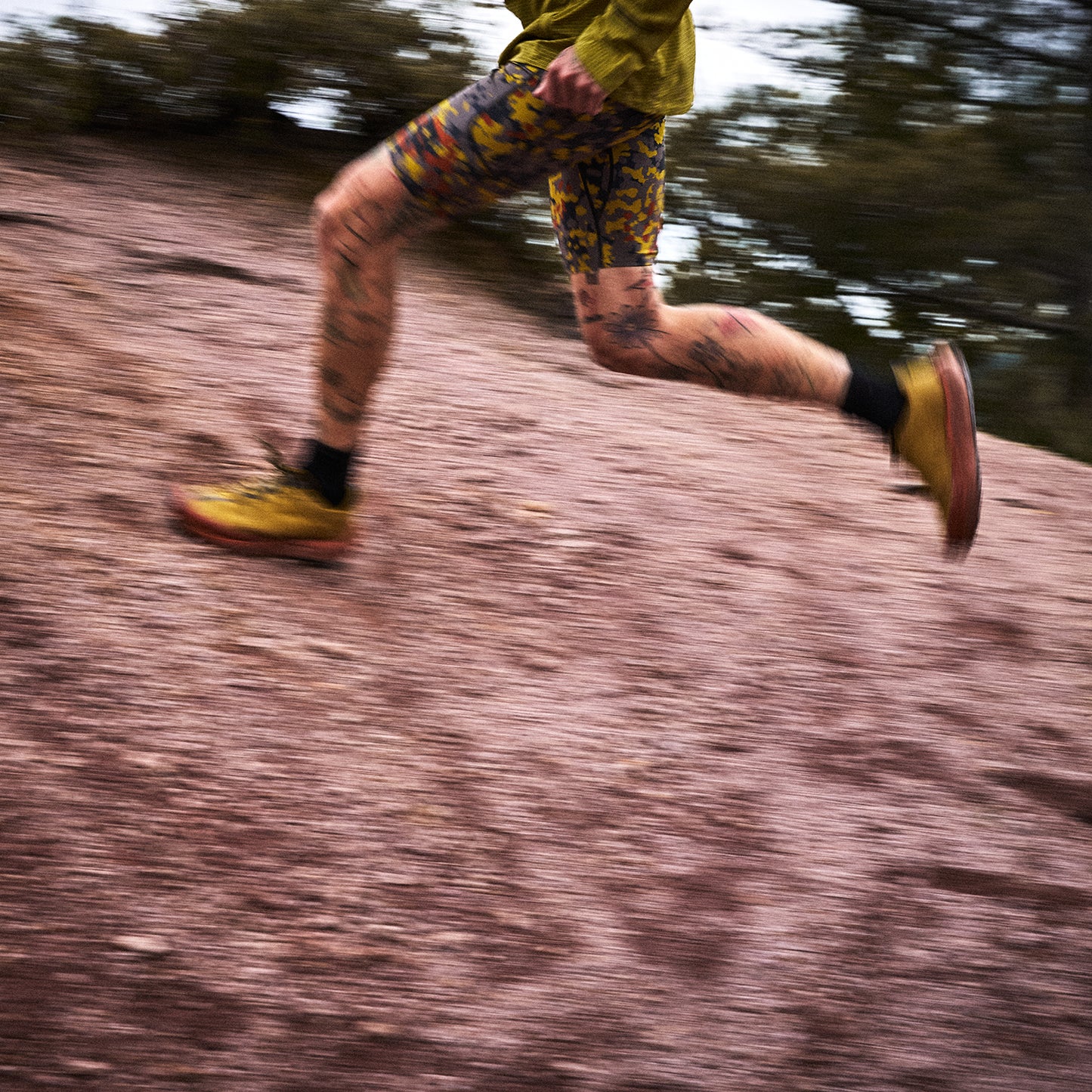 ランニングタイツ MMRST01c1019 Camo Combat+ Short Tights 9inch - Yellow/Grey Flecktarn Fall Camo [メンズ]