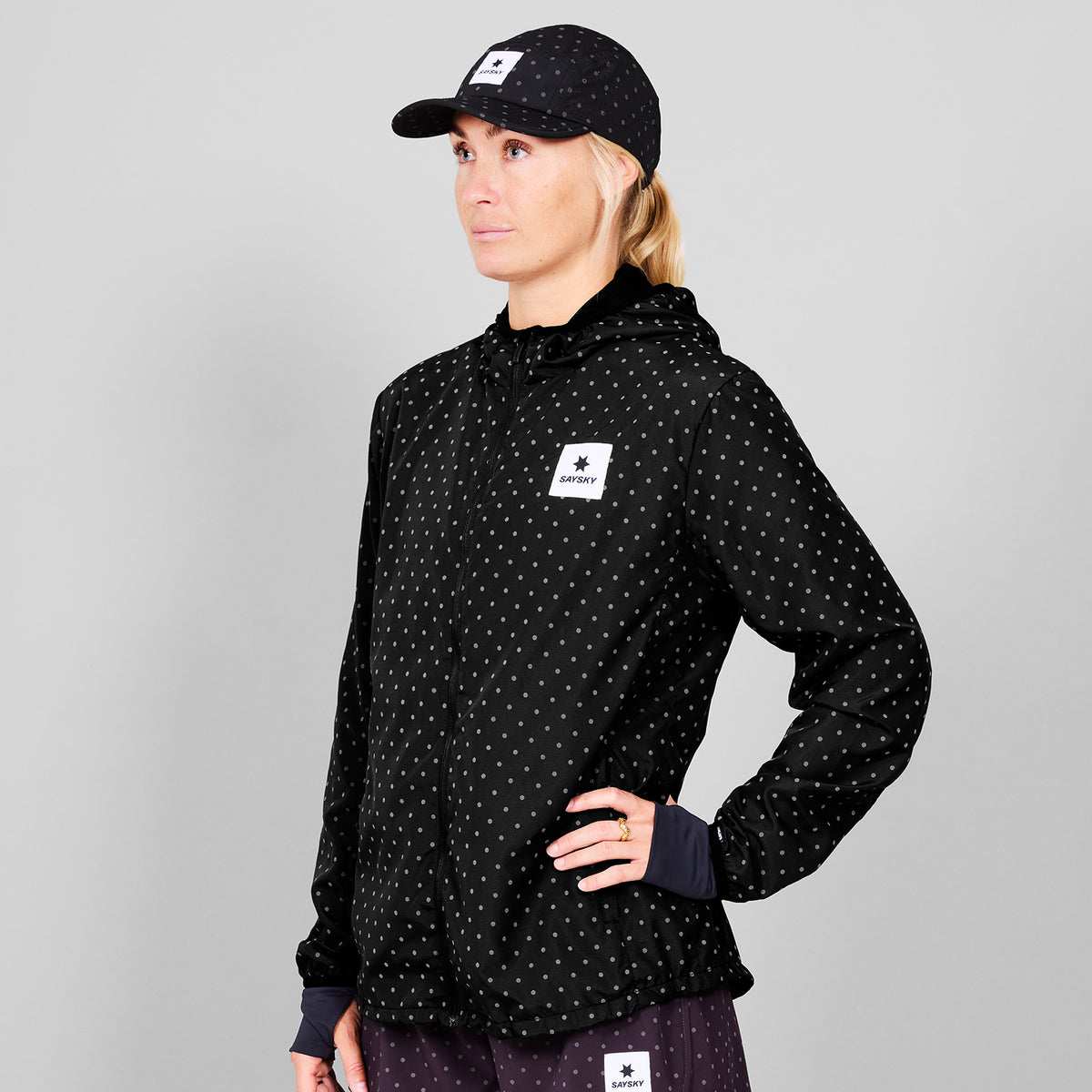 ランニングジャケット MWRJA01c1018 Wmns Reflective Polka Blaze Jacket - Black Reflective Polka Aop [レディーズ]