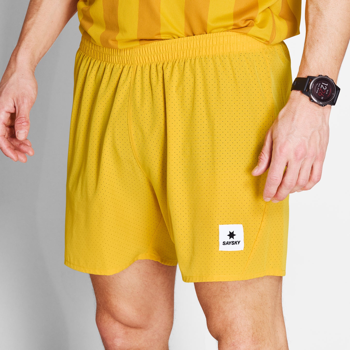 ランニングショーツ NMRSH21c412 Pace Air Shorts 5inch - Yellow [メンズ]