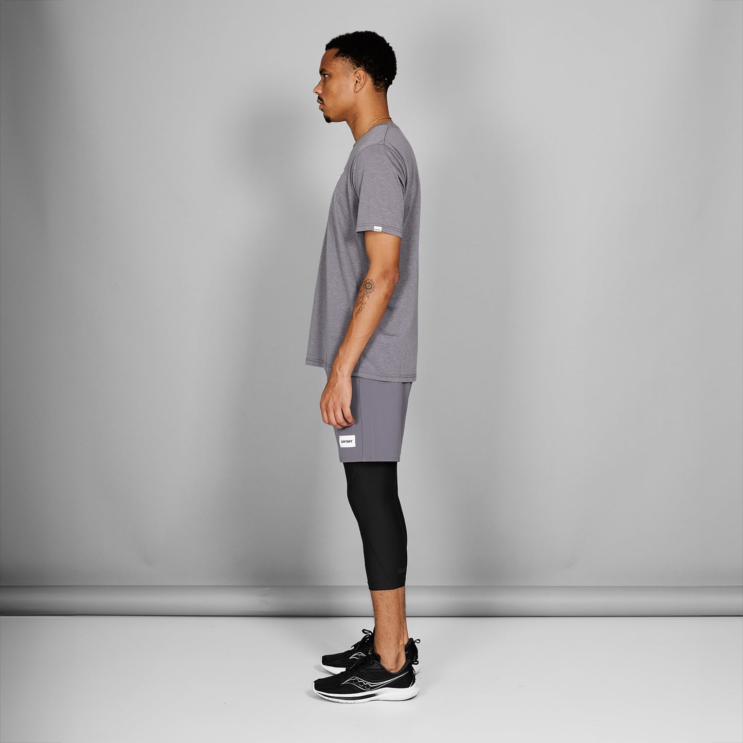 モーションTシャツ NMRSS51c6007 Clean Motion T-shirt - Grey Melange [メンズ]