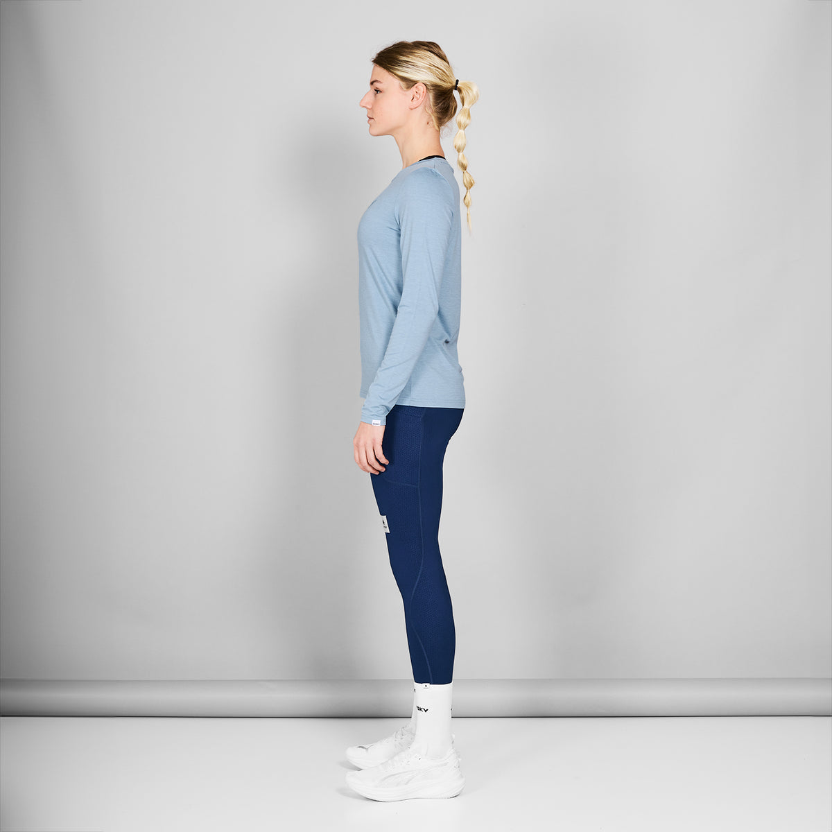 ランニングTシャツ（ロングスリーブ） NWRLS20c2010 Wmns Logo Pace Long Sleeve - Blue Melange [レディーズ]