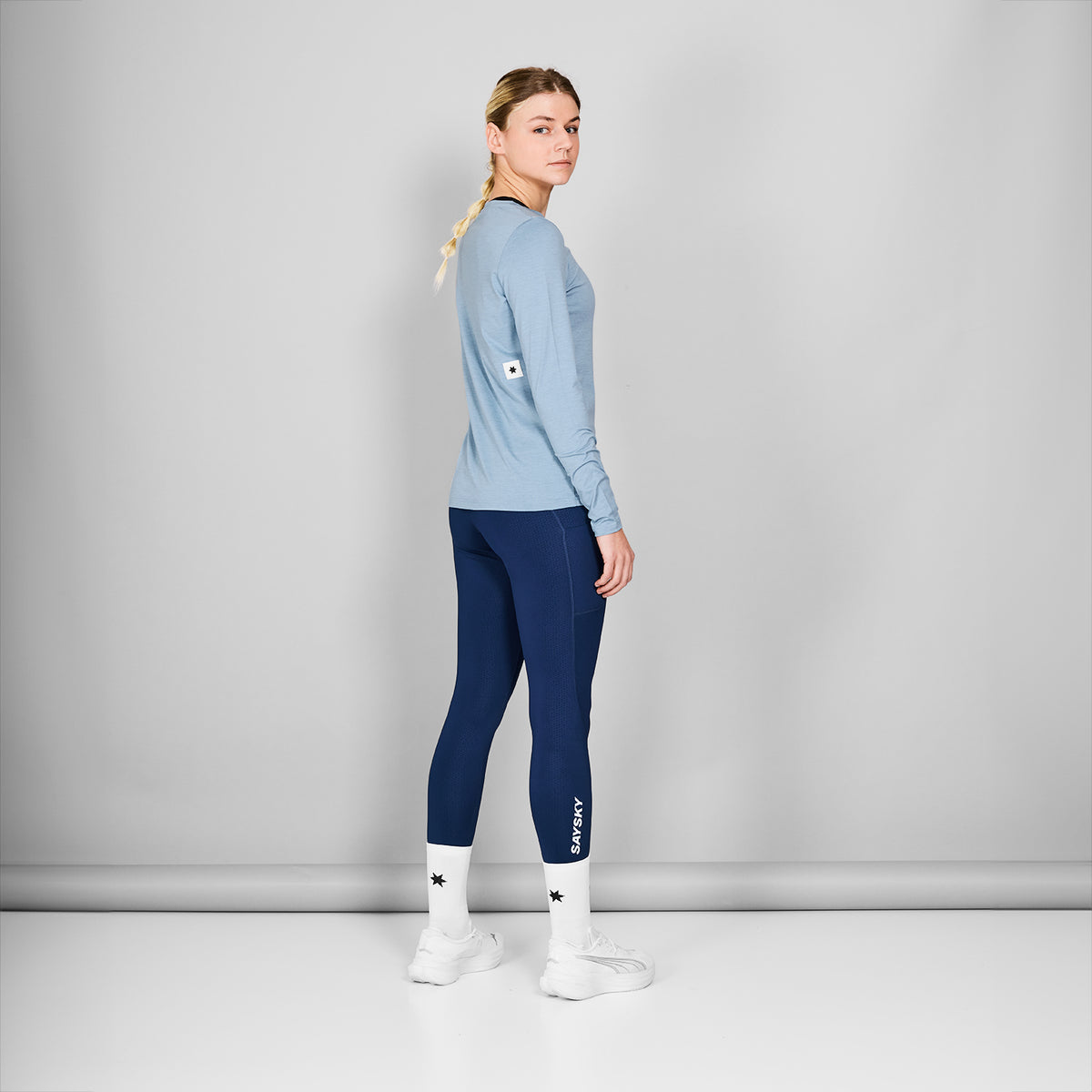 ランニングTシャツ（ロングスリーブ） NWRLS20c2010 Wmns Logo Pace Long Sleeve - Blue Melange [レディーズ]
