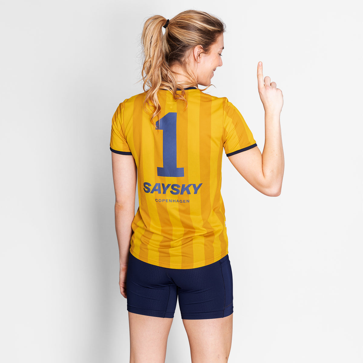 ランニングTシャツ NWRSS31c008 Wmns Stripe Combat T-shirt - Yellow Stripe Aop [レディーズ]