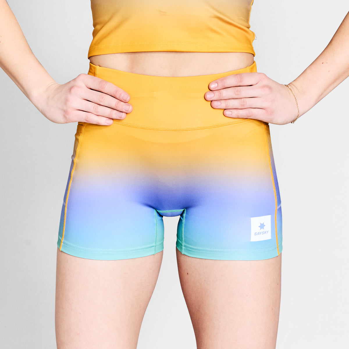 ショートタイツ NWRST31c1033 Wmns Drip Dye Combat+ Short Tights 4inch - Purple Drip Dye Aop [レディーズ]
