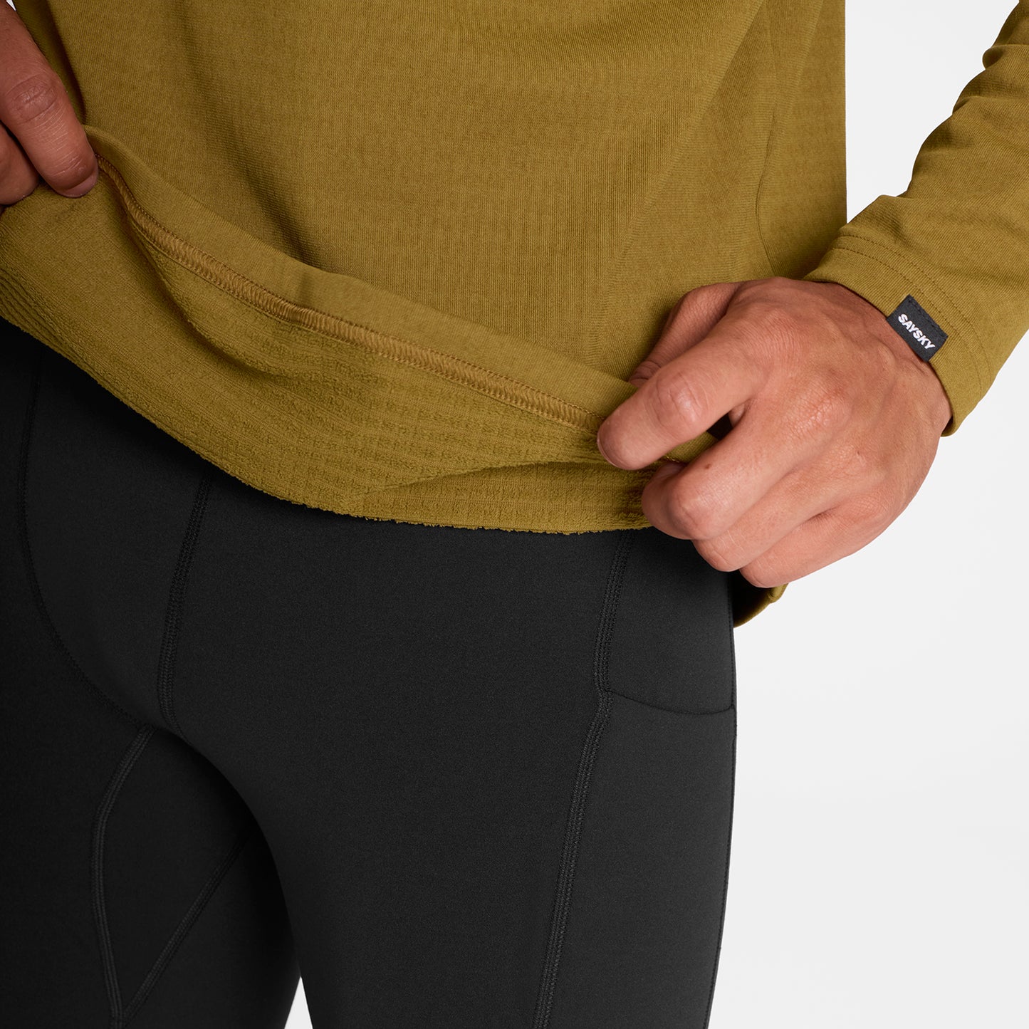 ランニングフリース OMRFL02c7011 Blaze Long Sleeve Light Fleece - Camel [メンズ]