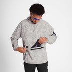 ランニングアノラック OMRJA23c1049 Camo Pace Anorak - Sand Camo Aop [メンズ]