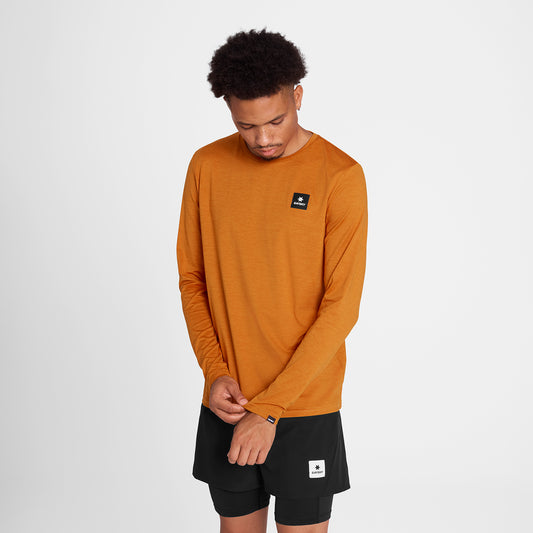 ランニングTシャツ（ロングスリーブ） OMRLS20c4008 Reflective Logo Pace Long Sleeve - Orange [メンズ]