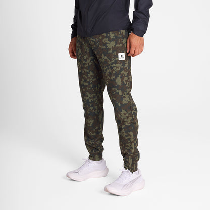 ランニングパンツ OMRPA40c1048 Camo Blaze Pants - Brown Aop [メンズ]