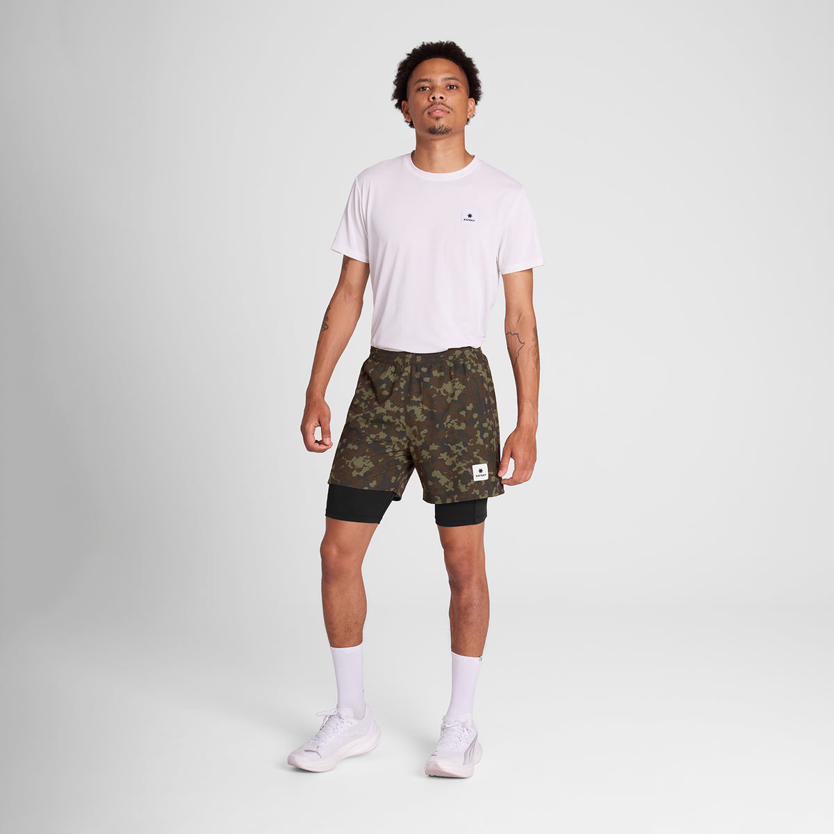 ランニングショーツ OMRSH20c1048 Camo Pace 2-in-1 Shorts 5inch - Brown Camo Aop [メンズ]