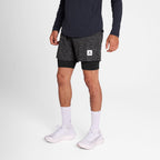 ランニングショーツ OMRSH20c1050 Reflective Pace 2-in-1 Shorts 5inch - Black Aop [メンズ]