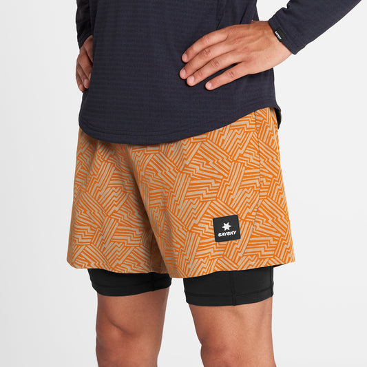 ランニングショーツ OMRSH20c1051 Reflective Pace 2-in-1 Shorts 5inch - Orange Aop [メンズ]