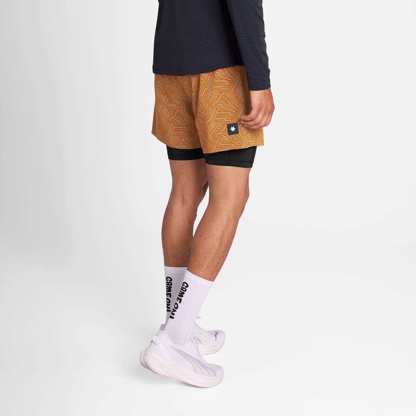 ランニングショーツ OMRSH20c1051 Reflective Pace 2-in-1 Shorts 5inch - Orange Aop [メンズ]