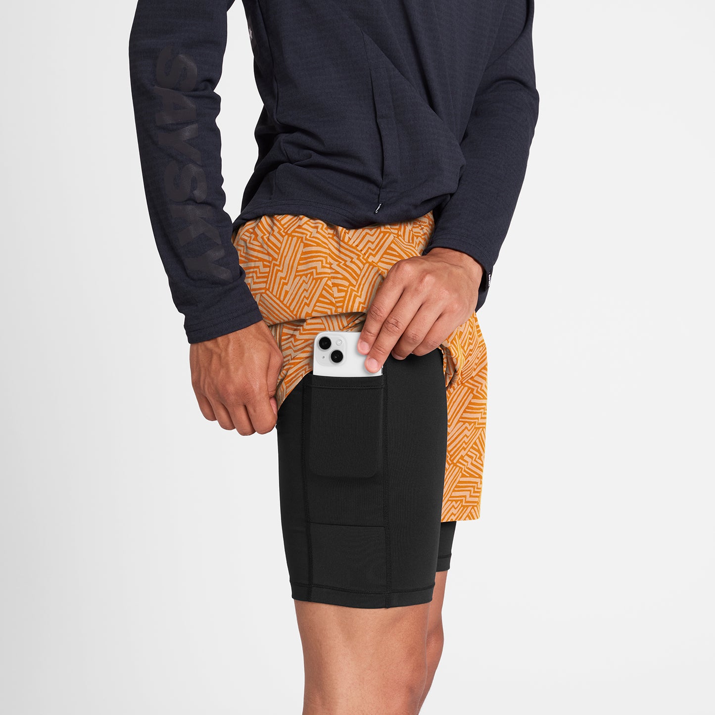 ランニングショーツ OMRSH20c1051 Reflective Pace 2-in-1 Shorts 5inch - Orange Aop [メンズ]