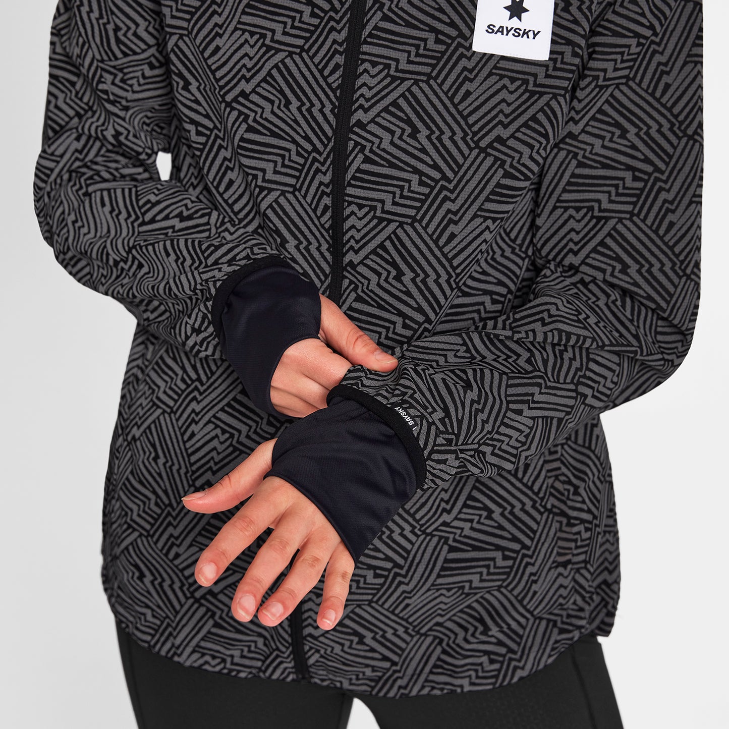 ランニングジャケット OWRJA01c1050 W Reflective Blaze Jacket - Black Aop [レディーズ]