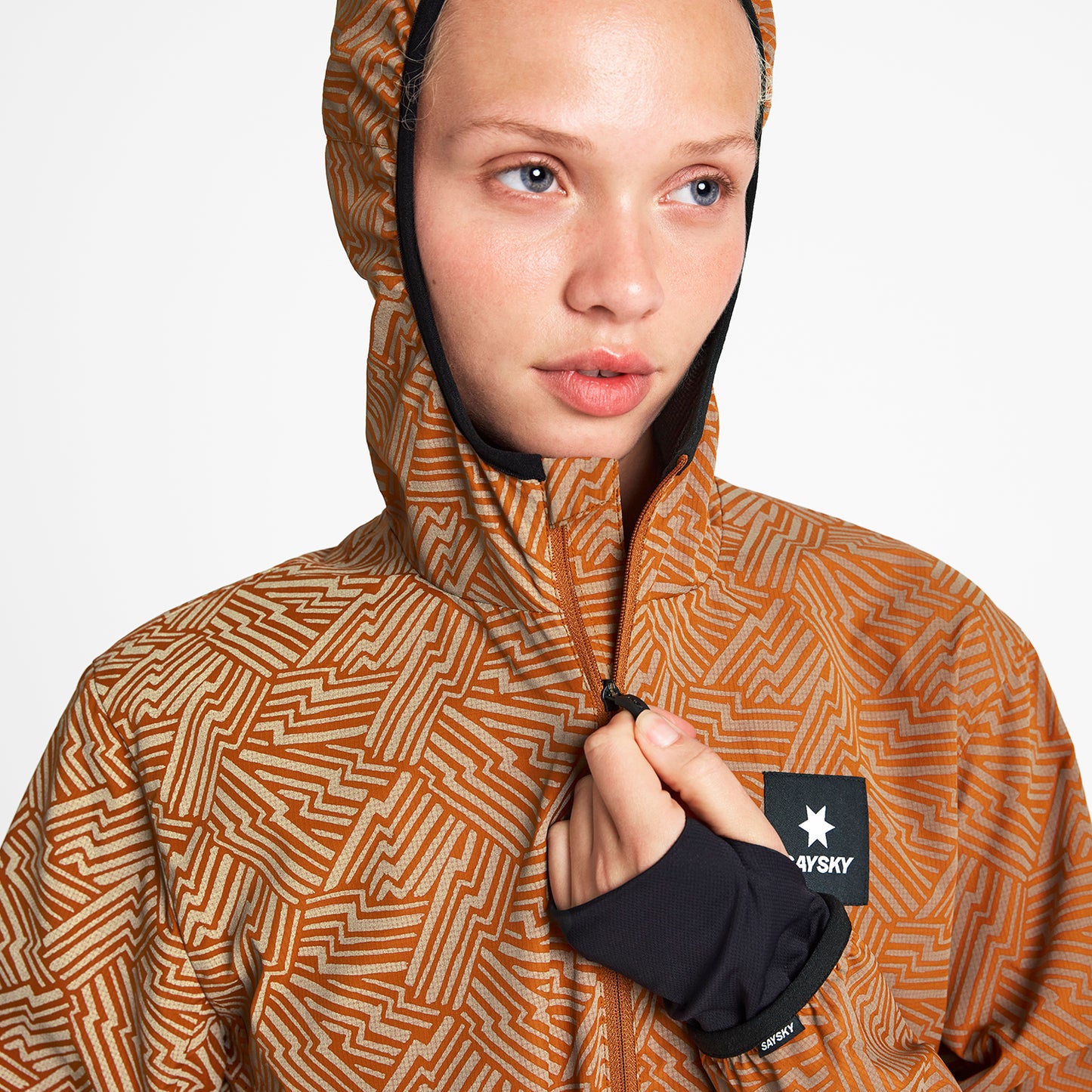 ランニングジャケット OWRJA01c1051 W Reflective Blaze Jacket - Orange Aop [レディーズ]
