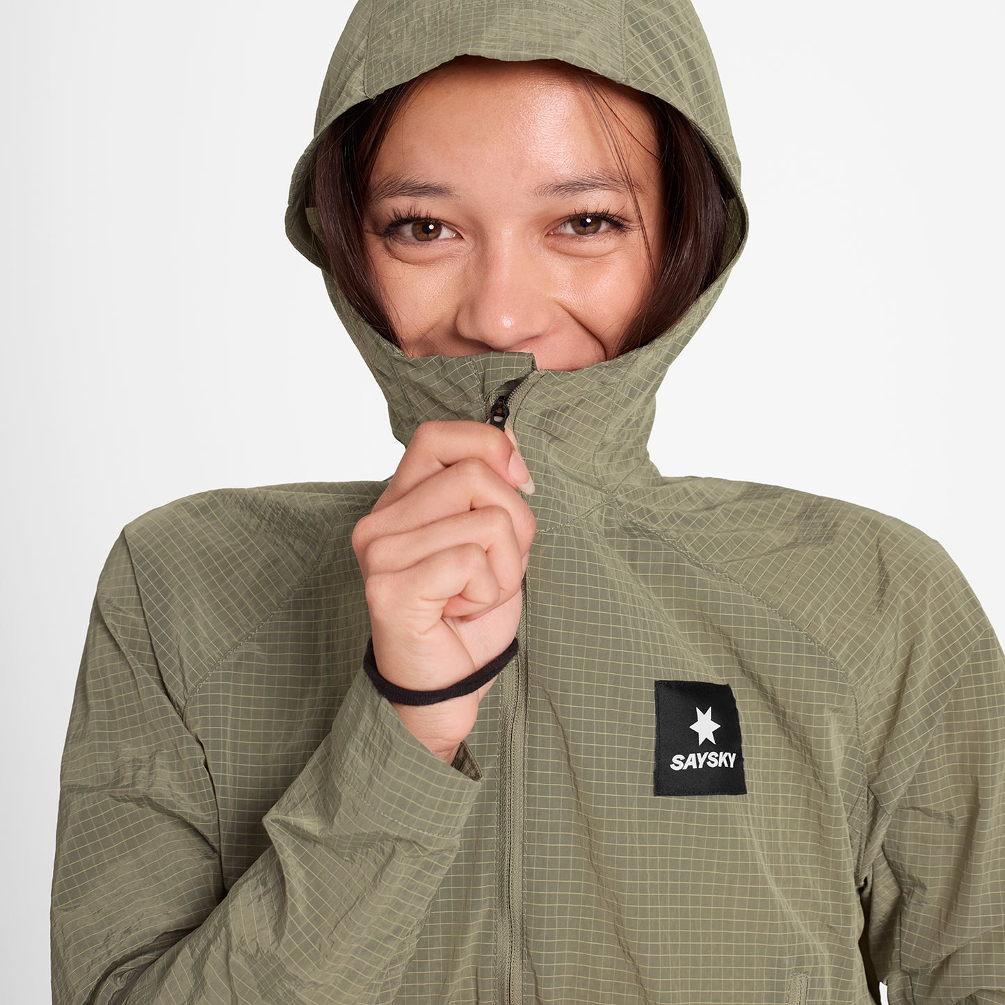 ランニングジャケット OWRJA30c802 W Clean Pace Shield Jacket - Beige [レディーズ]