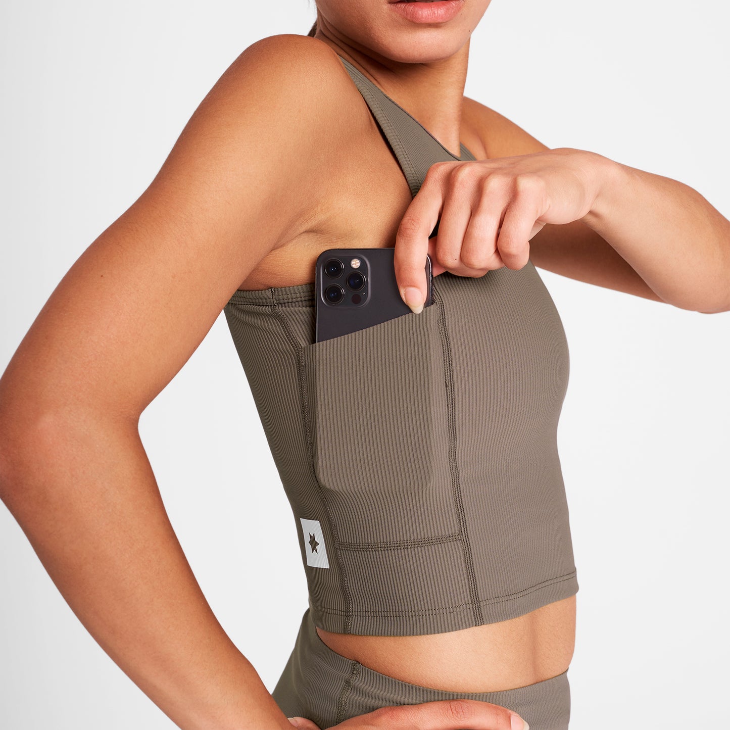 スポーツブラ OWRSB32c714 W Combat Rib Crop Top - Taupe [レディーズ]