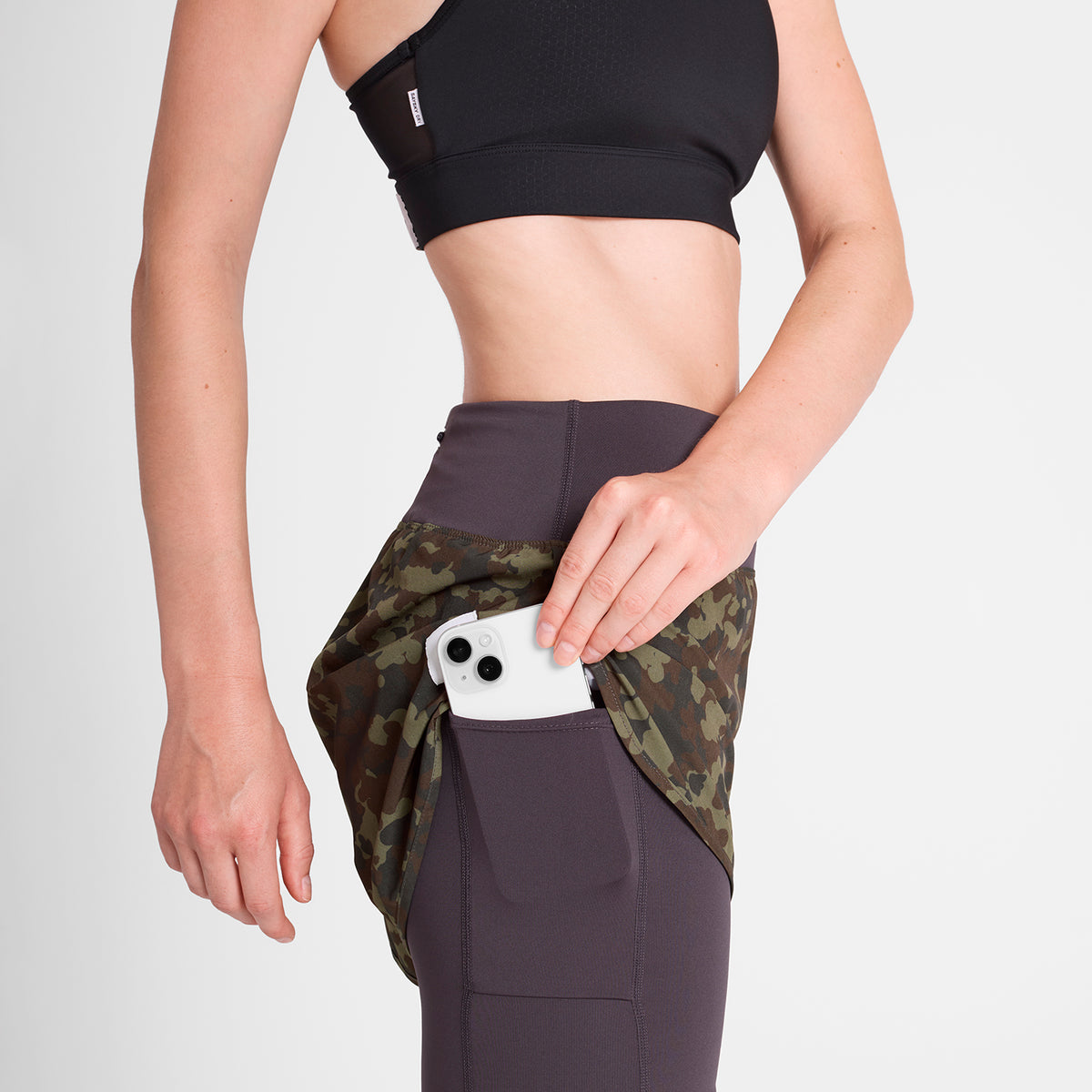 ランニングショーツ OWRSH23c1048 Wmns Camo Pace 2-in-1 Shorts 3inch - Brown Camo Aop [レディーズ]