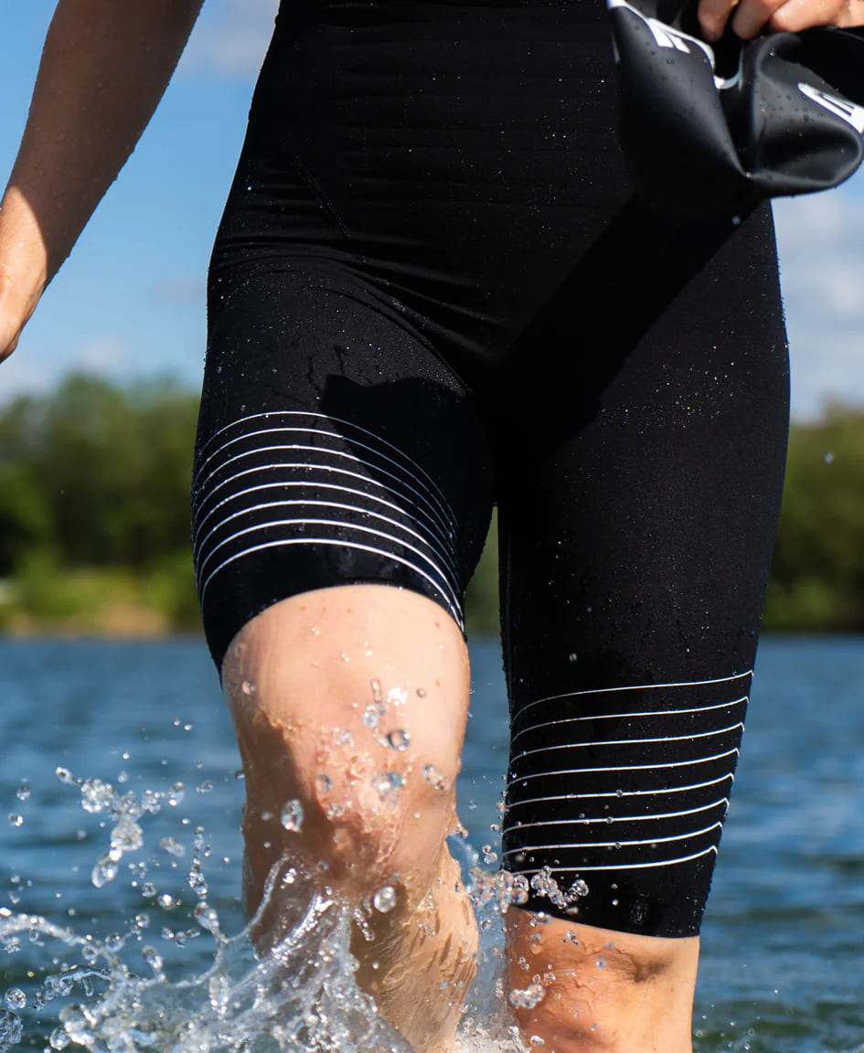 スイムスキン PINNSSW Pinnacle Swimskin Wmns - Black/Blue/Silver [レディーズ]