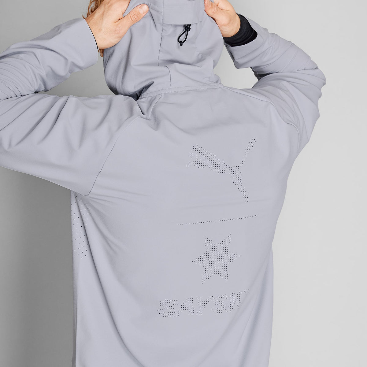 ランニングジャケット P52723971 Puma X SAYSKY Jacket - Gray Fog [ユニセックス]