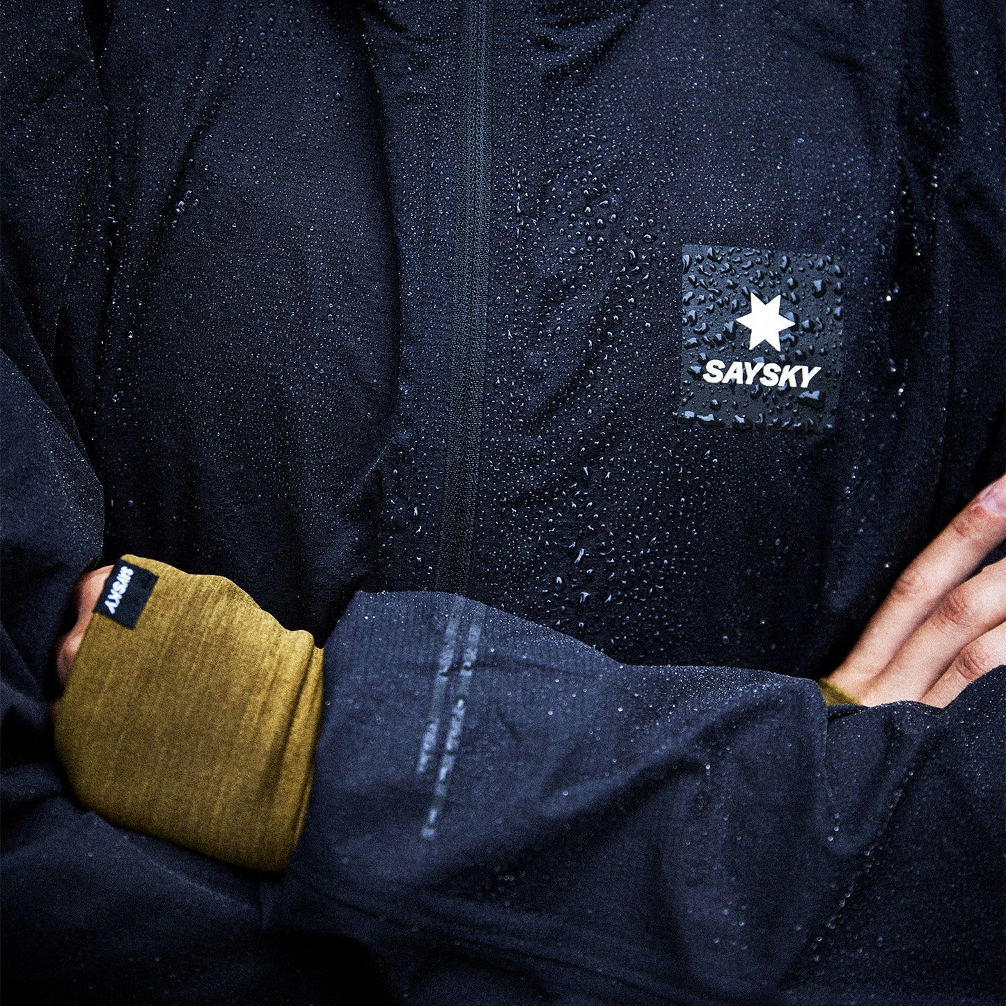 ランニングジャケット SM10016c901 Flow 2.5l Waterproof Jacket - Black [メンズ]