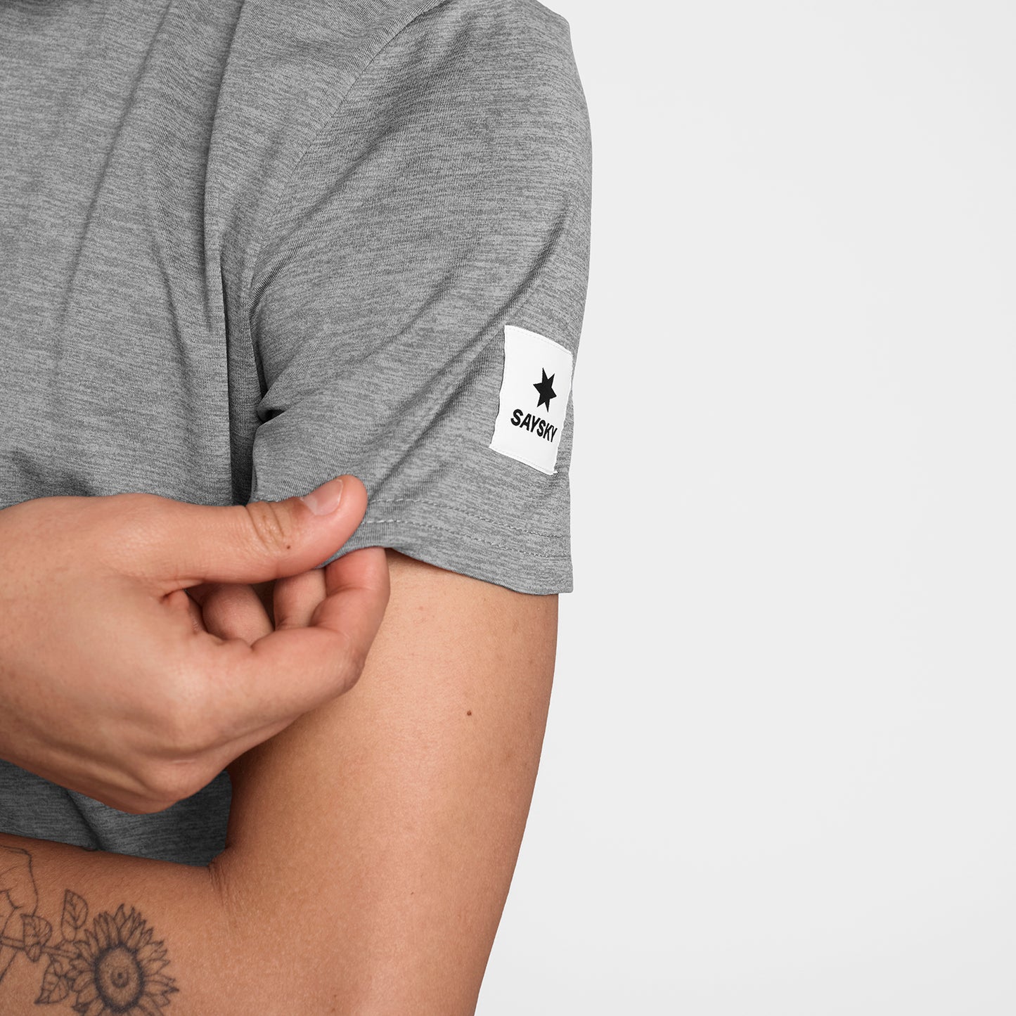 ランニングTシャツ SM25002c6004 Clean Pace T-shirt - Grey [メンズ]