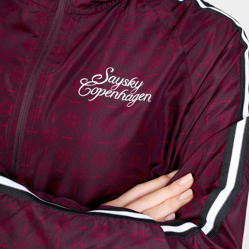 ランニングジャケット SW10007c1078 Wmns Couture Pace Jacket - Burgundy Aop [レディーズ]