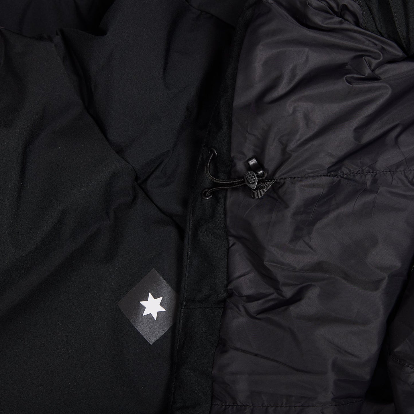 ダウンベスト NWLVE50c901 W Everyday Down Vest - Black [レディーズ]