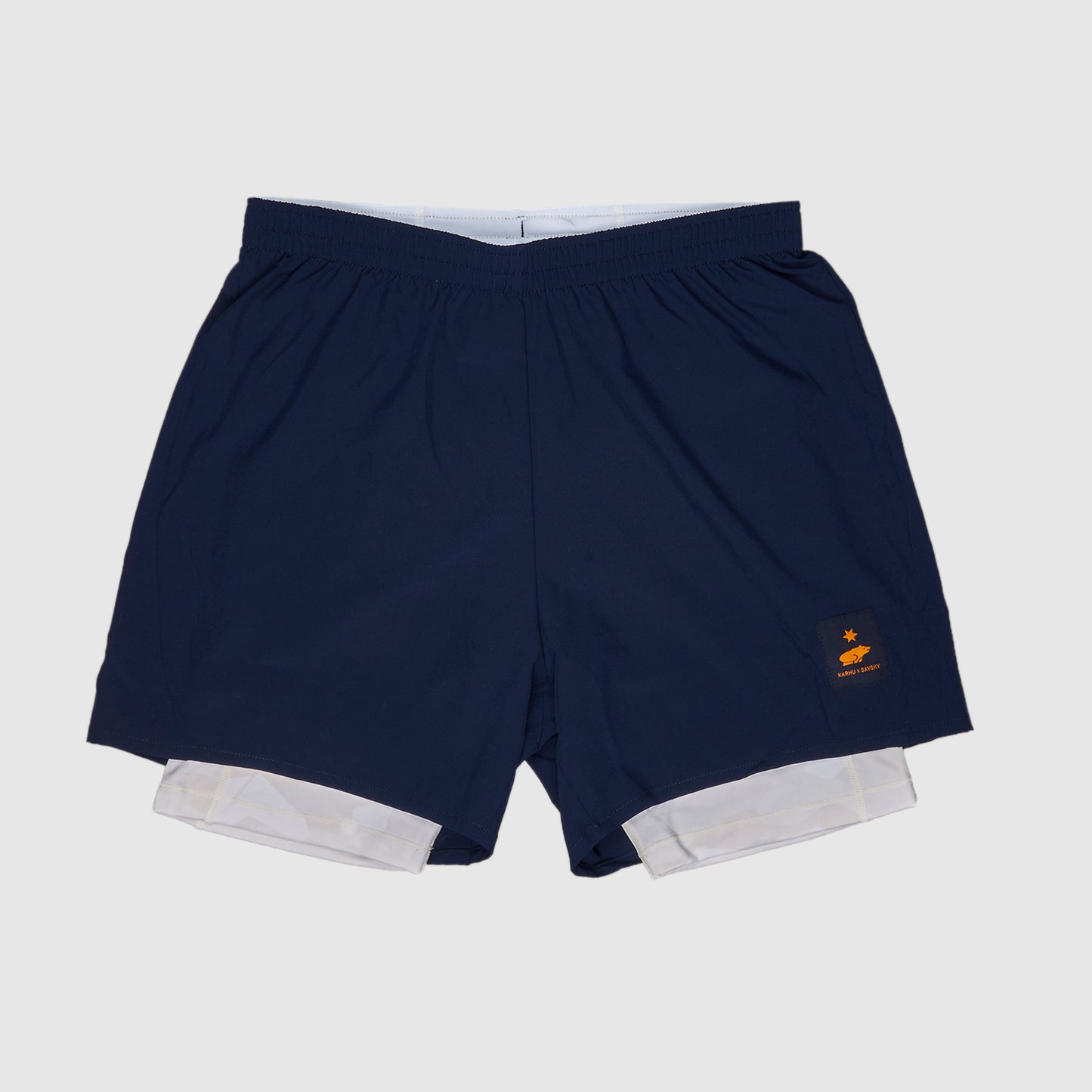 【オフィシャルWEB限定】ランニングショーツ ZMRSH10 2-in-1 Shorts Karhu X SAYSKY - Maritime Blue [ユニセックス]